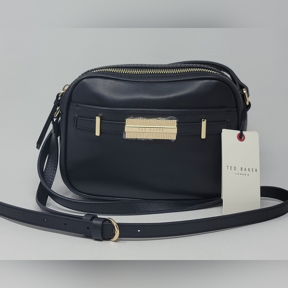 Ted Baker Black Leather Camera Gold Colored Hardware Crossbody Handbag Purse New - Picture 1 of 15